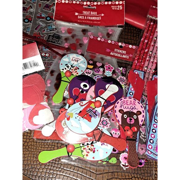 Valentines Day Lot - Picture 5 of 5